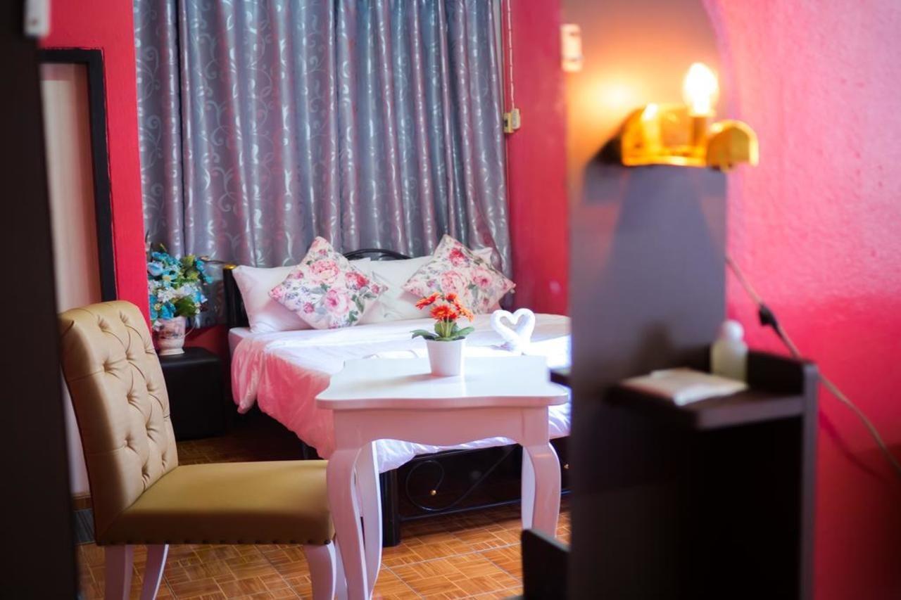 De Sky Sukhumvit Ekkamai Hotell Bangkok Eksteriør bilde