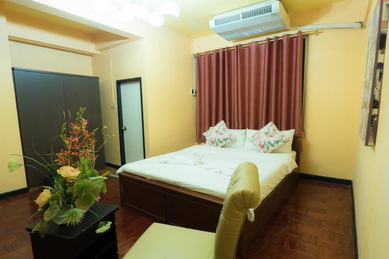 De Sky Sukhumvit Ekkamai Hotell Bangkok Eksteriør bilde