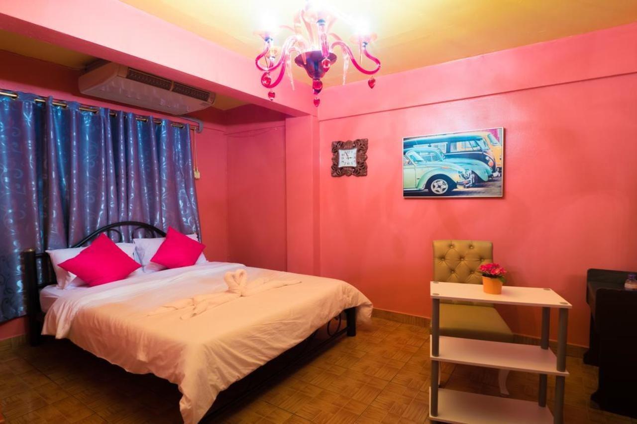 De Sky Sukhumvit Ekkamai Hotell Bangkok Eksteriør bilde