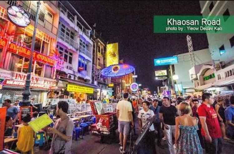 De Sky Sukhumvit Ekkamai Hotell Bangkok Eksteriør bilde